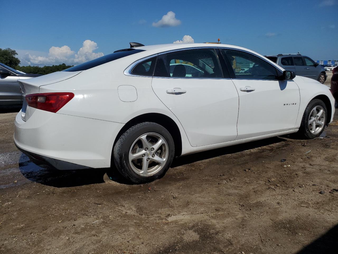 2018 Chevrolet Malibu Ls vin: 1G1ZB5STXJF283097