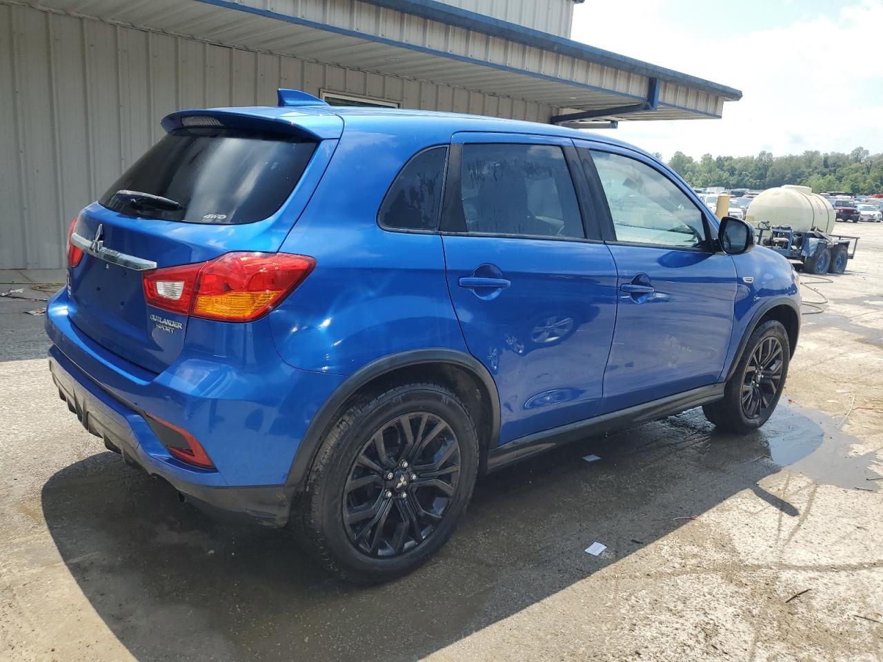 Lot #3033237953 2018 MITSUBISHI OUTLANDER