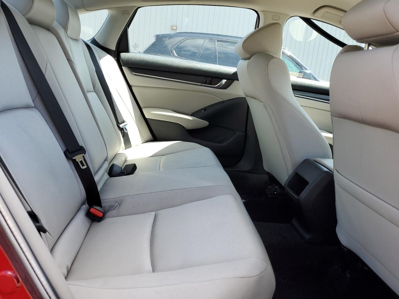 1HGCV1F19KA083186 HONDA ACCORD 2019
