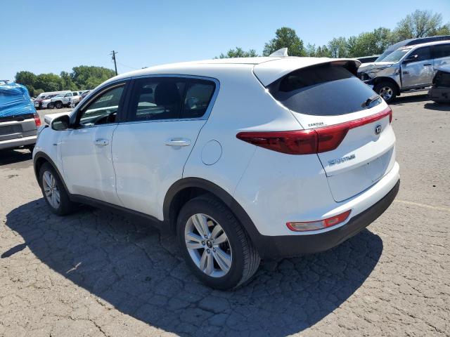 VIN KNDPMCAC6J7444893 2018 KIA Sportage, LX no.2