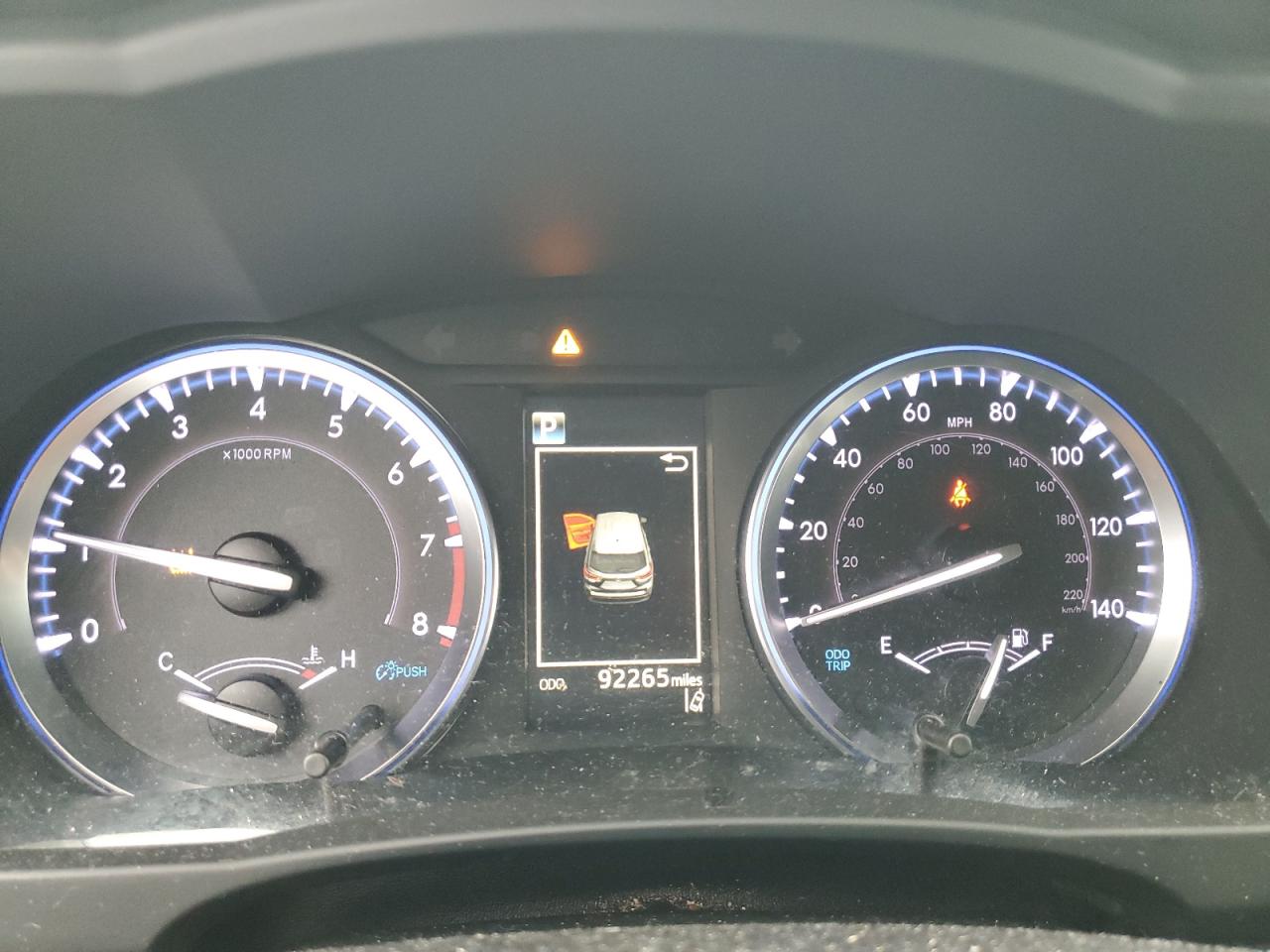 5TDKZRFH6KS332685 2019 Toyota Highlander Se