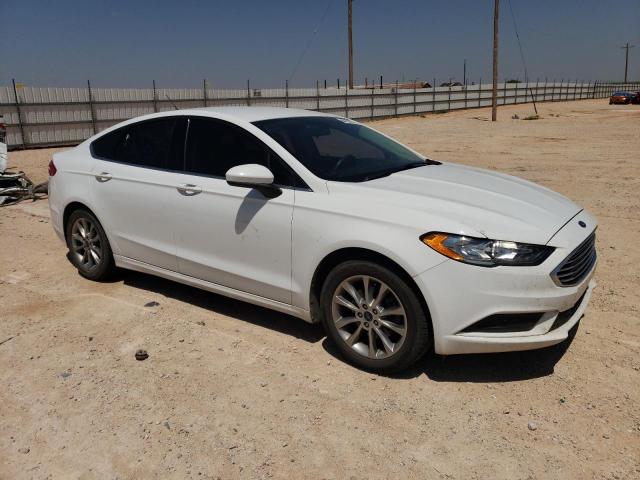 VIN 3FA6P0H70HR355663 2017 Ford Fusion, SE no.4