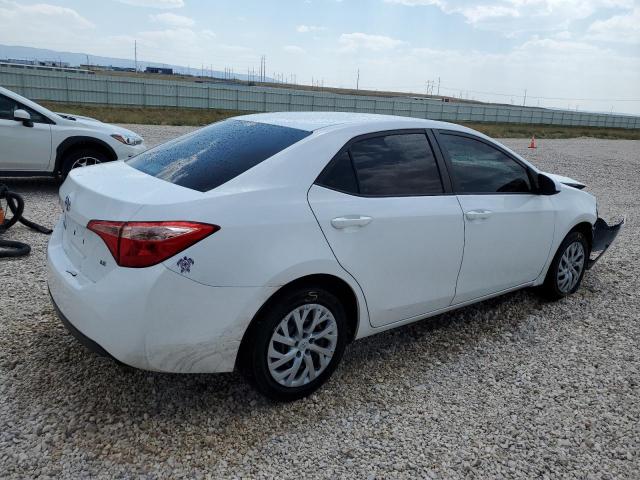 VIN 5YFBURHE7JP816485 2018 Toyota Corolla, L no.3