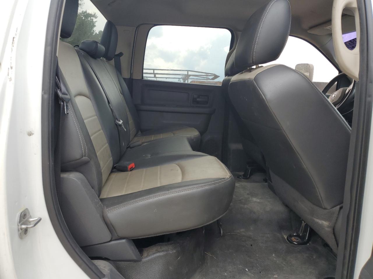 3D6WF4CTXBG527641 2011 Dodge Ram 3500 St