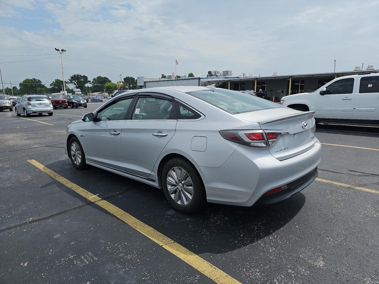 2016 Hyundai Sonata Hybrid vin: KMHE24L18GA020444