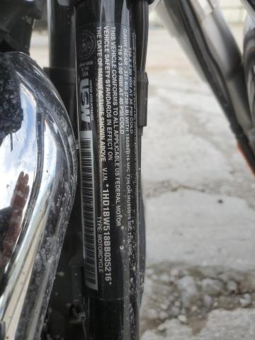2011 HARLEY-DAVIDSON FLSTC - 1HD1BW518BB035216