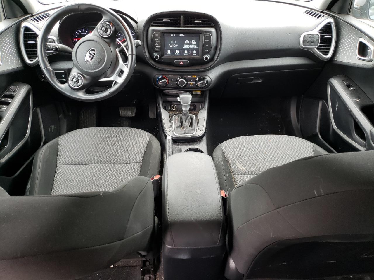 KNDJ23AU1L7089087 2020 Kia Soul Lx