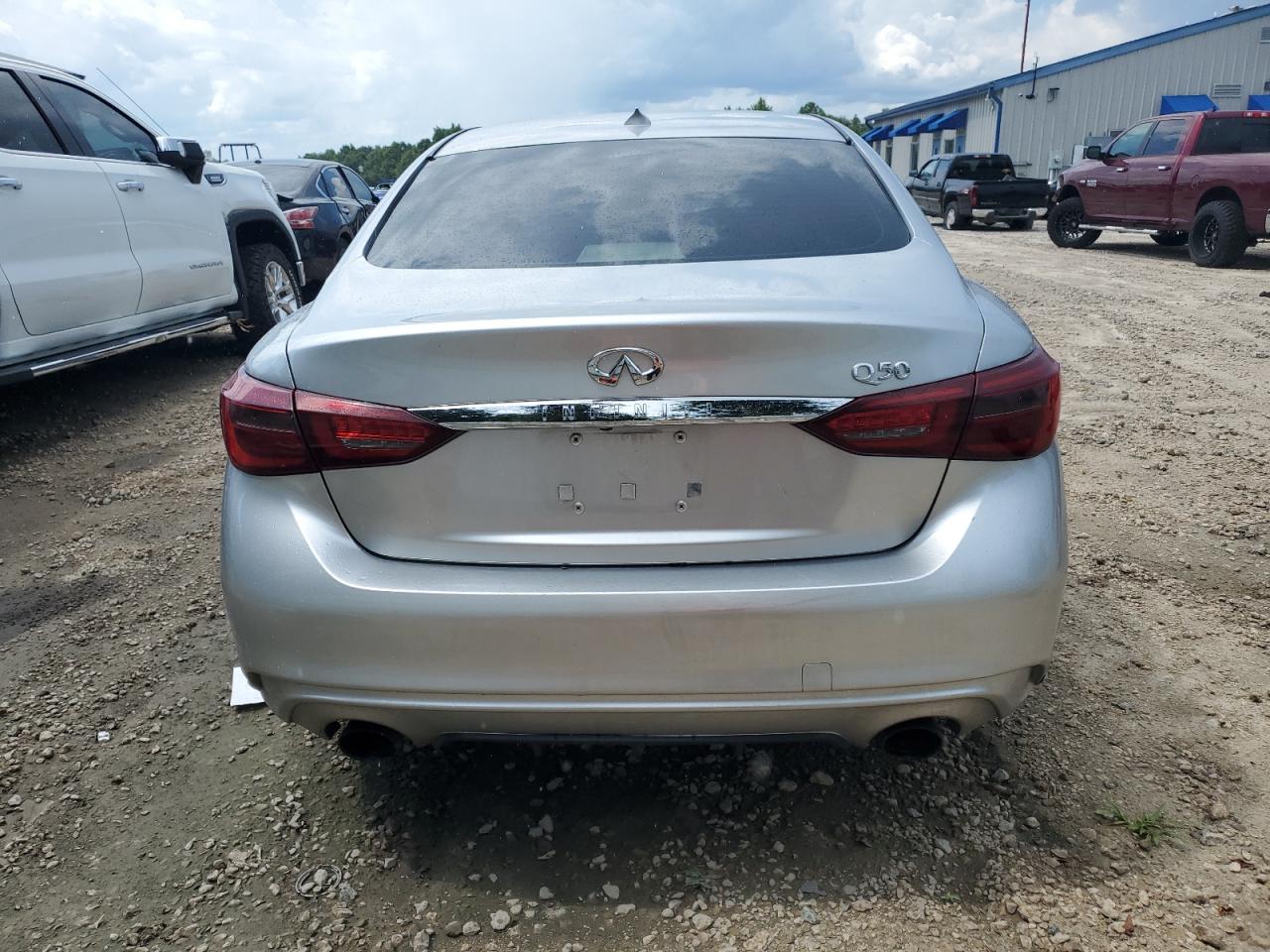 JN1EV7AP5JM354878 2018 Infiniti Q50 Luxe