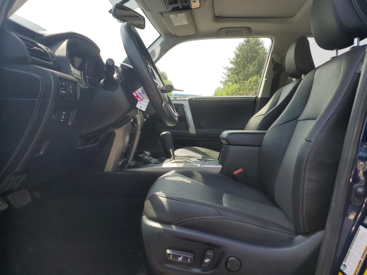 JTEBU5JR5K5637572 2019 Toyota 4Runner Sr5