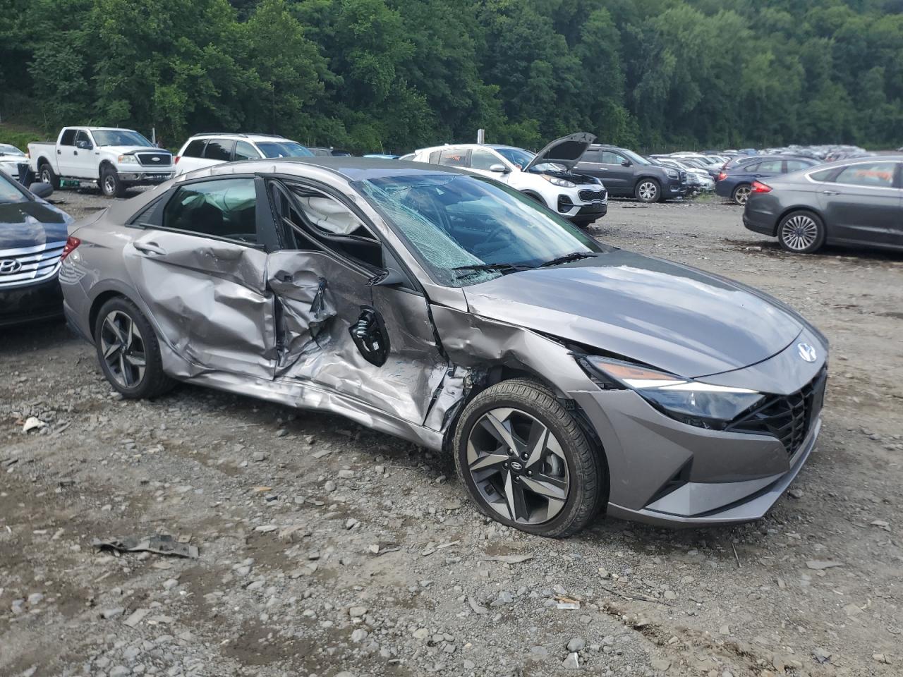 Lot #3030408513 2023 HYUNDAI ELANTRA SE