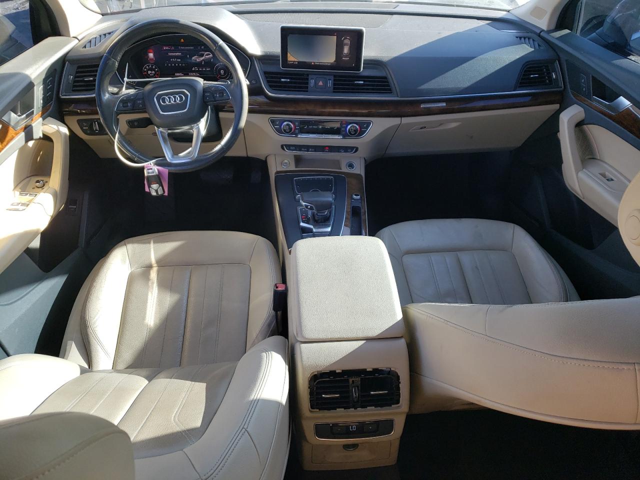 WA1BNAFY7J2069412 2018 Audi Q5 Premium Plus