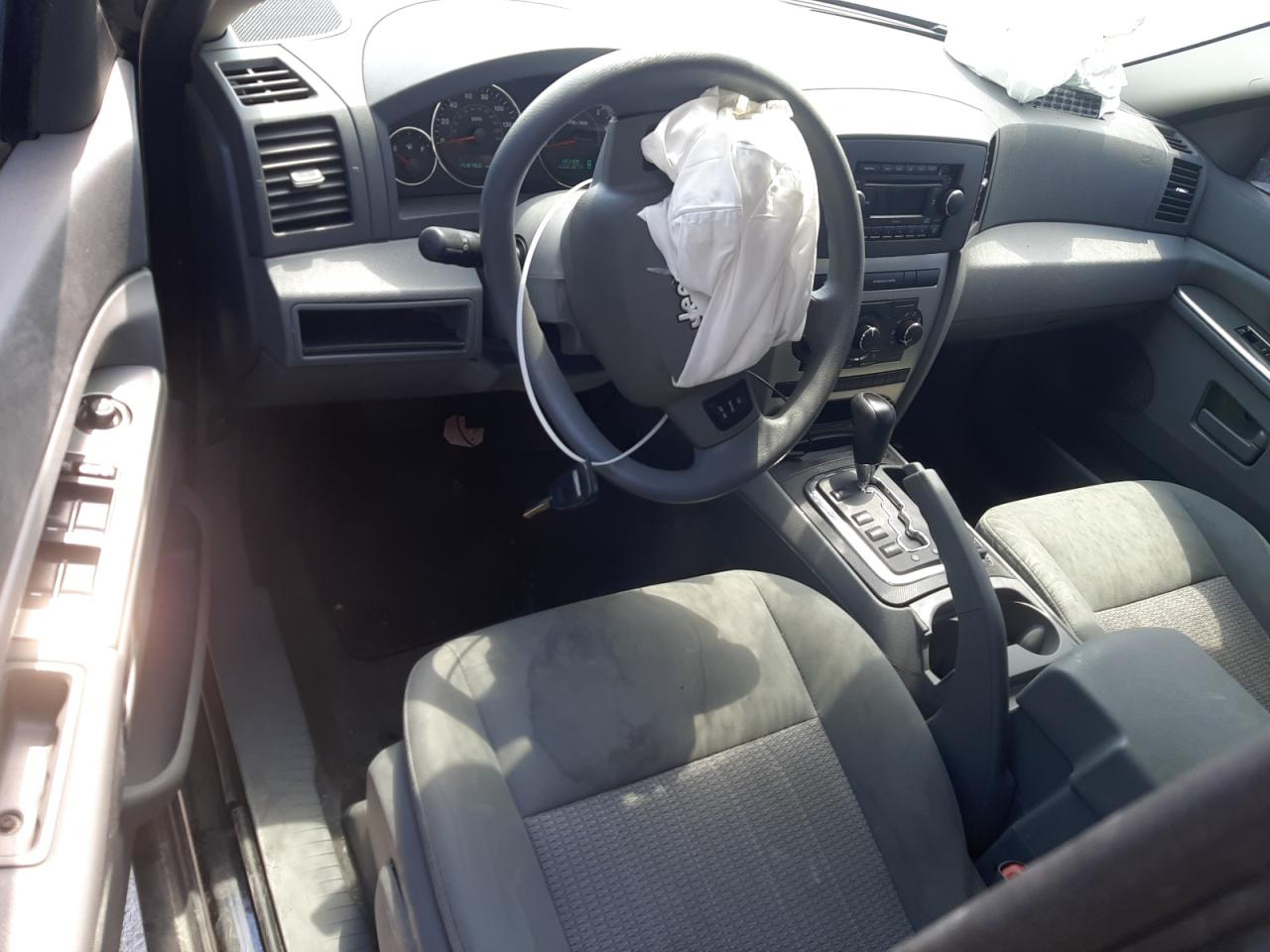 1J8HR48P27C611103 2007 Jeep Grand Cherokee Laredo