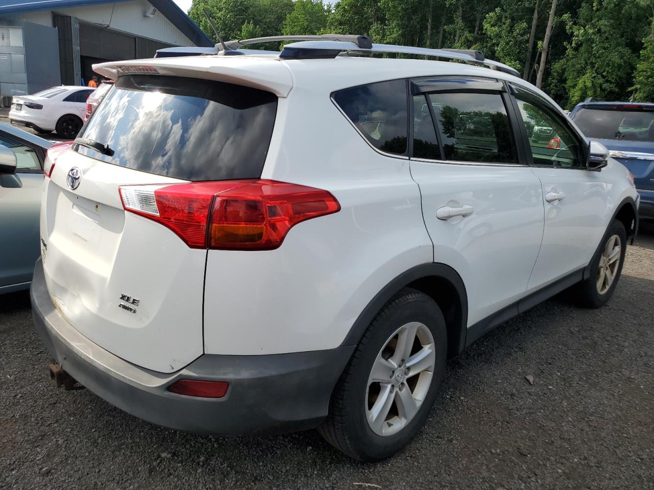 2014 Toyota Rav4 Xle vin: JTMRFREVXED067798