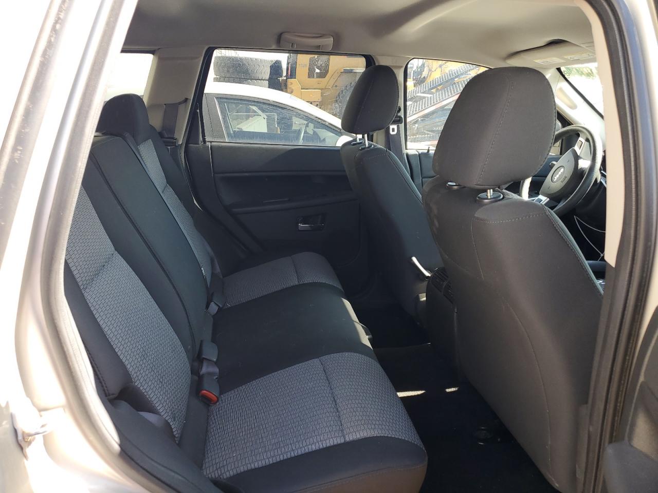 1J8GR48K59C543592 2009 Jeep Grand Cherokee Laredo