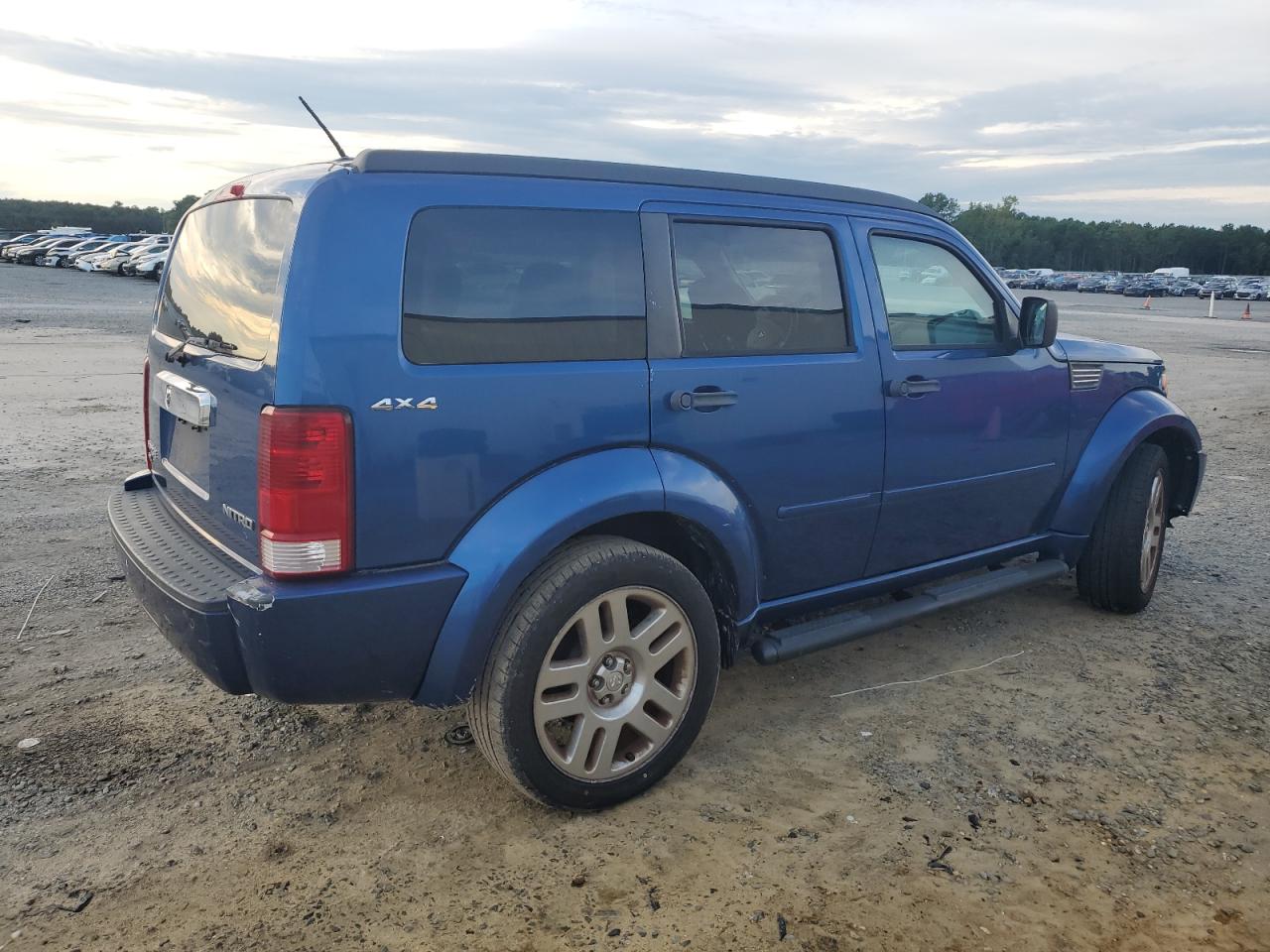 Lot #3045711308 2010 DODGE NITRO DETO