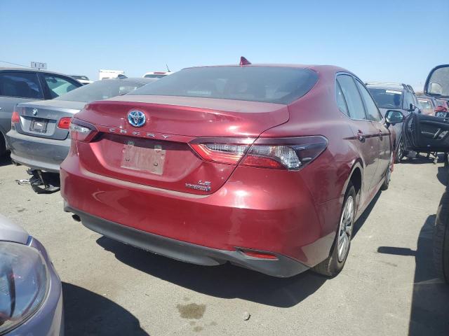 VIN 4T1C31AKXNU578340 2022 Toyota Camry, LE no.3