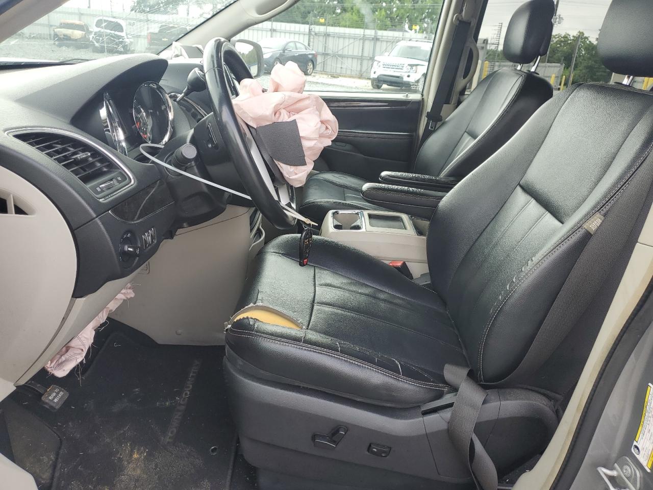 2C4RC1BG1FR588956 2015 Chrysler Town & Country Touring