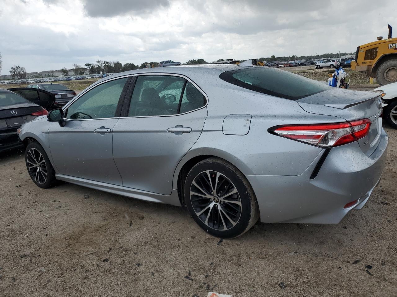 2020 Toyota Camry Se vin: 4T1G11AK8LU357419