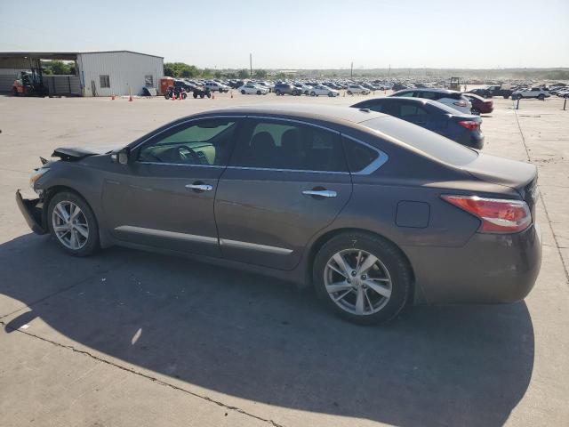 1N4AL3AP4FC135570 2015 NISSAN ALTIMA - Image 2