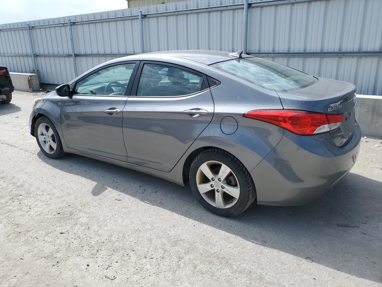 2013 Hyundai Elantra Gls vin: 5NPDH4AE8DH435157