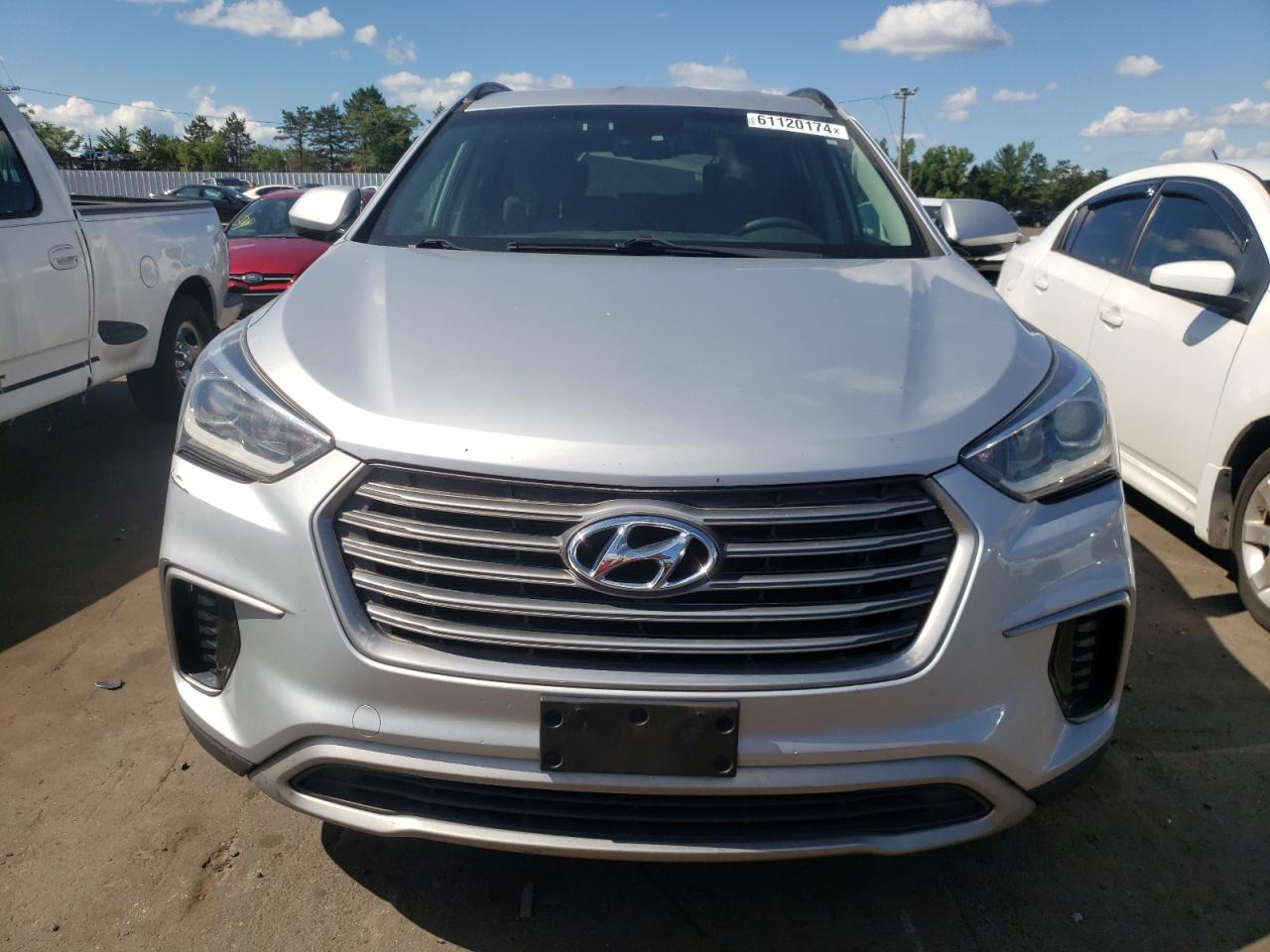 2017 Hyundai Santa Fe Se vin: KM8SMDHF5HU172232