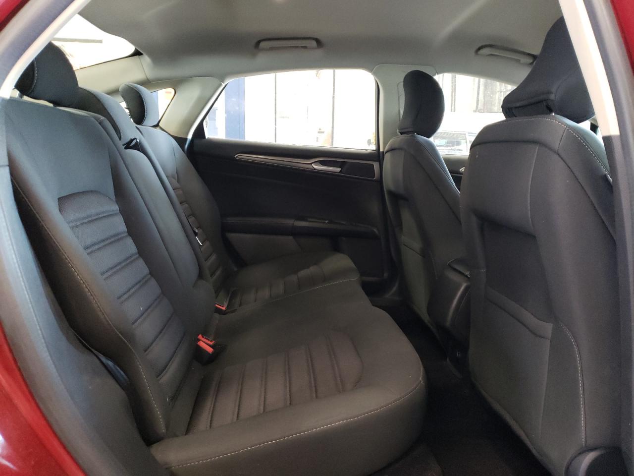 3FA6P0HD2HR275061 2017 Ford Fusion Se