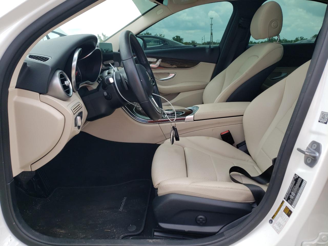 55SWF8DBXKU288339 2019 Mercedes-Benz C 300