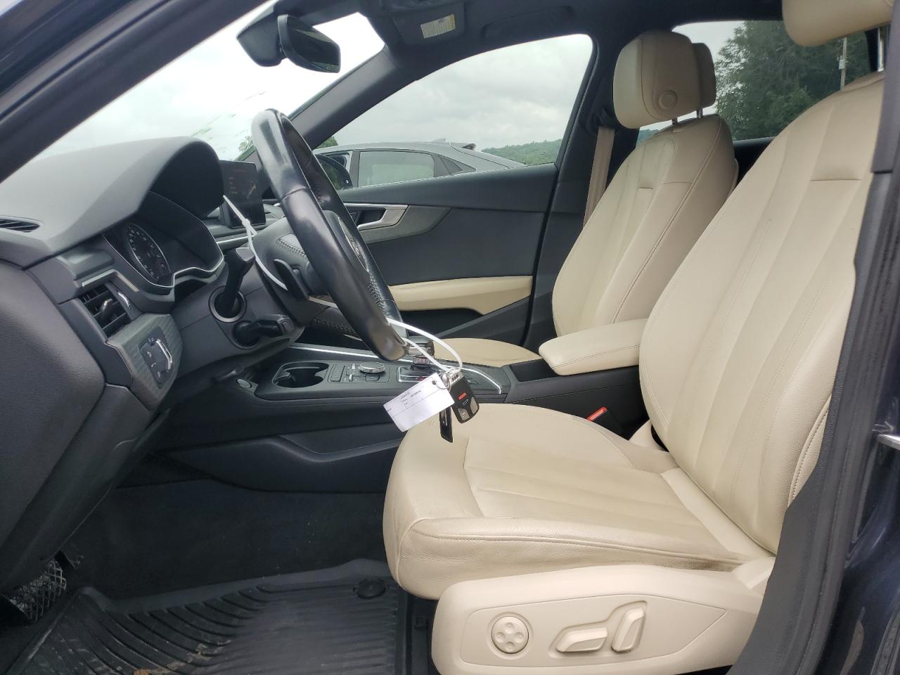 WAUANAF43HN053762 2017 Audi A4 Premium