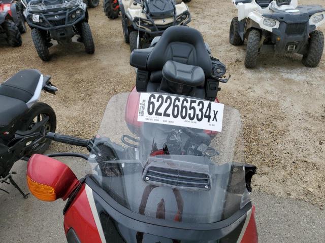 2015 HONDA GL1800 AL JH2SC68X2FK100027