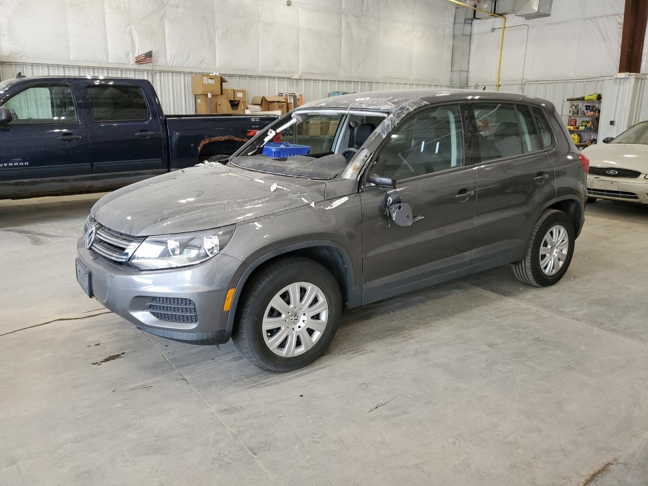 2017 Volkswagen Tiguan S vin: WVGAV7AX4HK054486