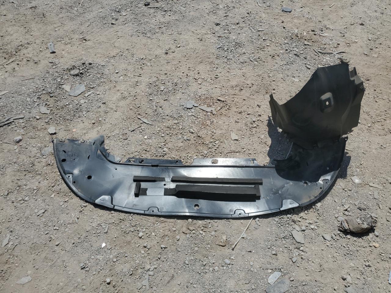 1FADP5AU0FL114010 2015 Ford C-Max Se