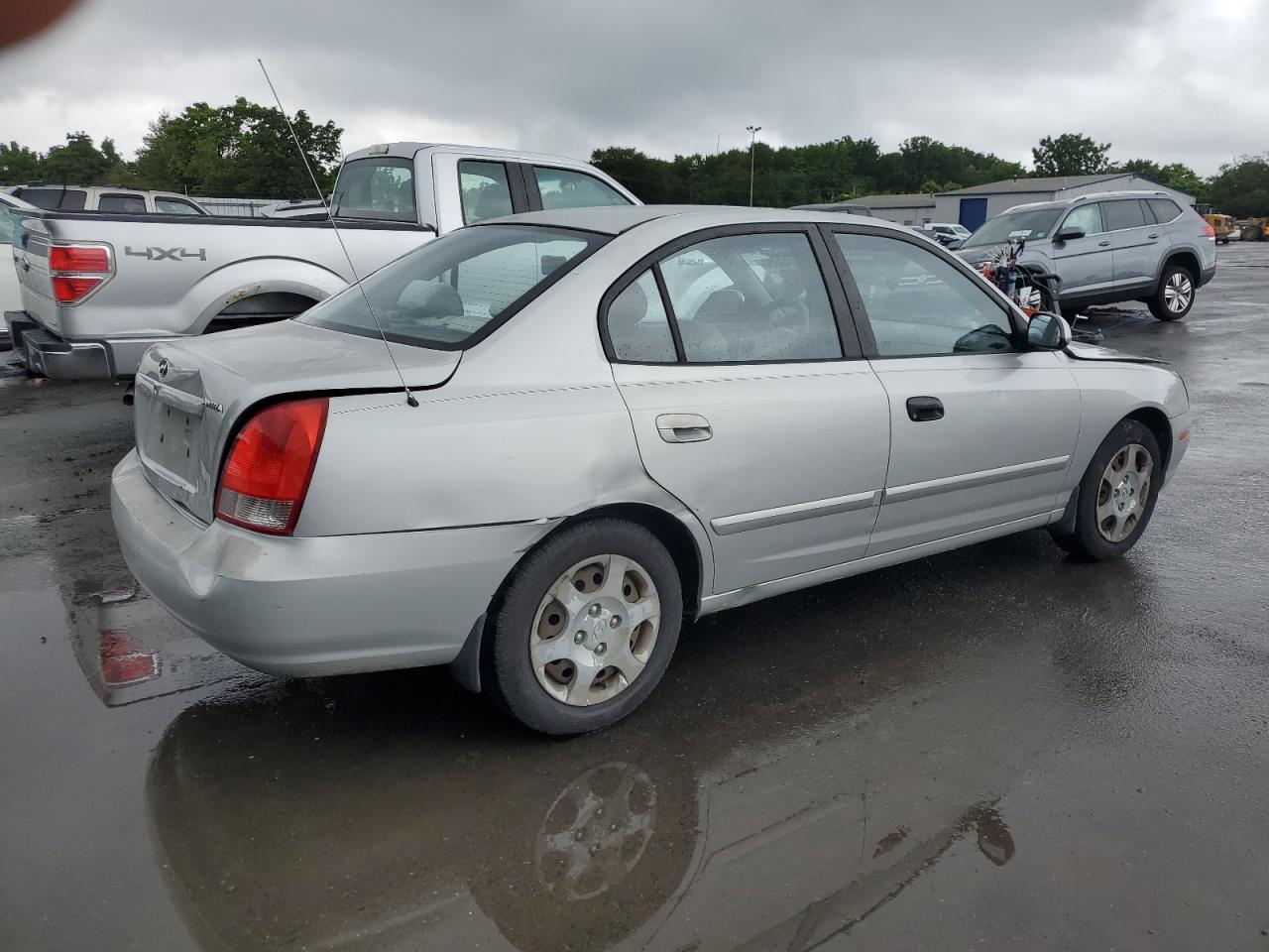 KMHDN45DX2U388481 2002 Hyundai Elantra Gls