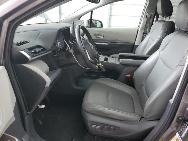 2021 TOYOTA SIENNA XLE - 5TDYRKEC9MS017440
