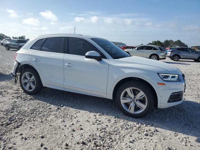 VIN WA1CNAFY1K2130999 2019 Audi Q5, Prestige no.4