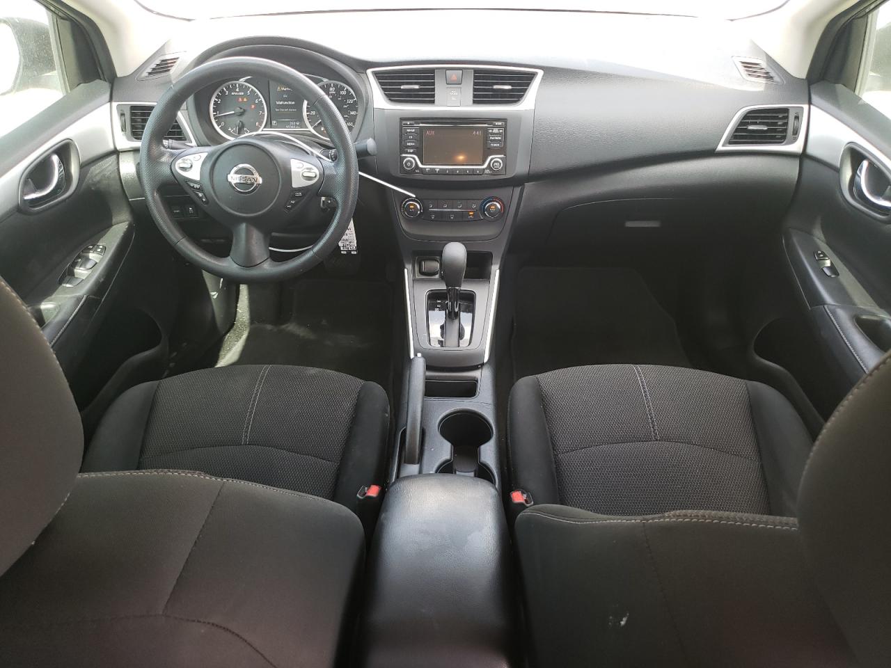 3N1AB7AP9JY262869 2018 Nissan Sentra S