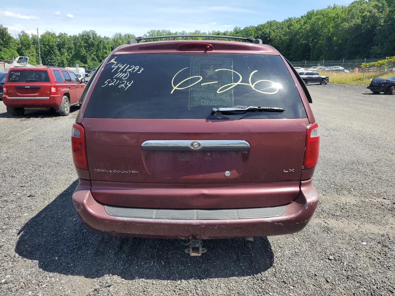 2C4GP44L73R196633 2003 Chrysler Town & Country Lx