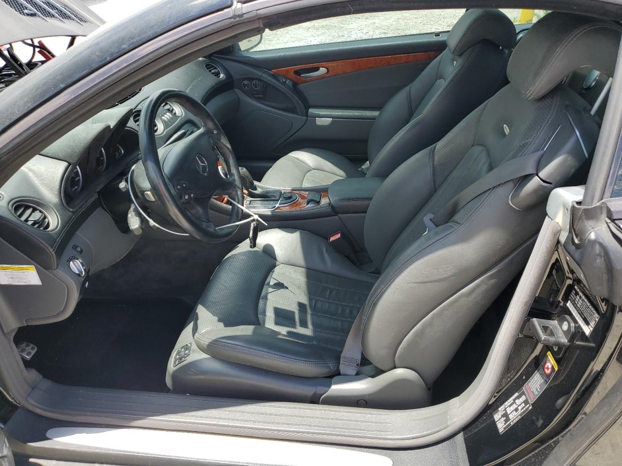 WDBSK74F05F090196 2005 Mercedes-Benz Sl 55 Amg