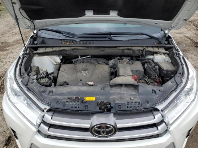 VIN 5TDJZRFH6KS605314 2019 Toyota Highlander, SE no.12