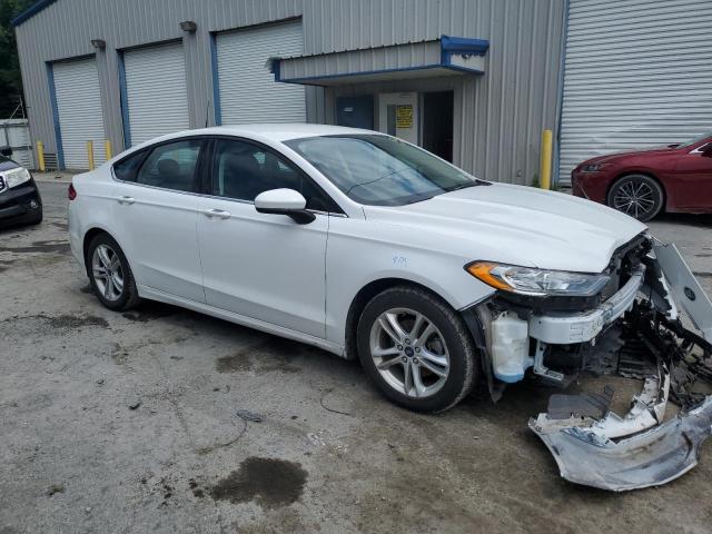 VIN 3FA6P0HD8JR228445 2018 Ford Fusion, SE no.4