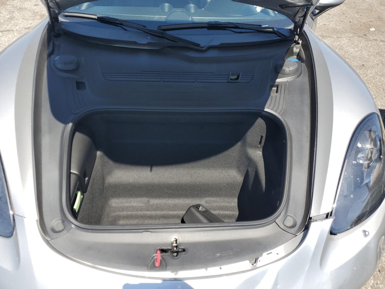 WP0AA2A89KS260986 2019 Porsche Cayman Base