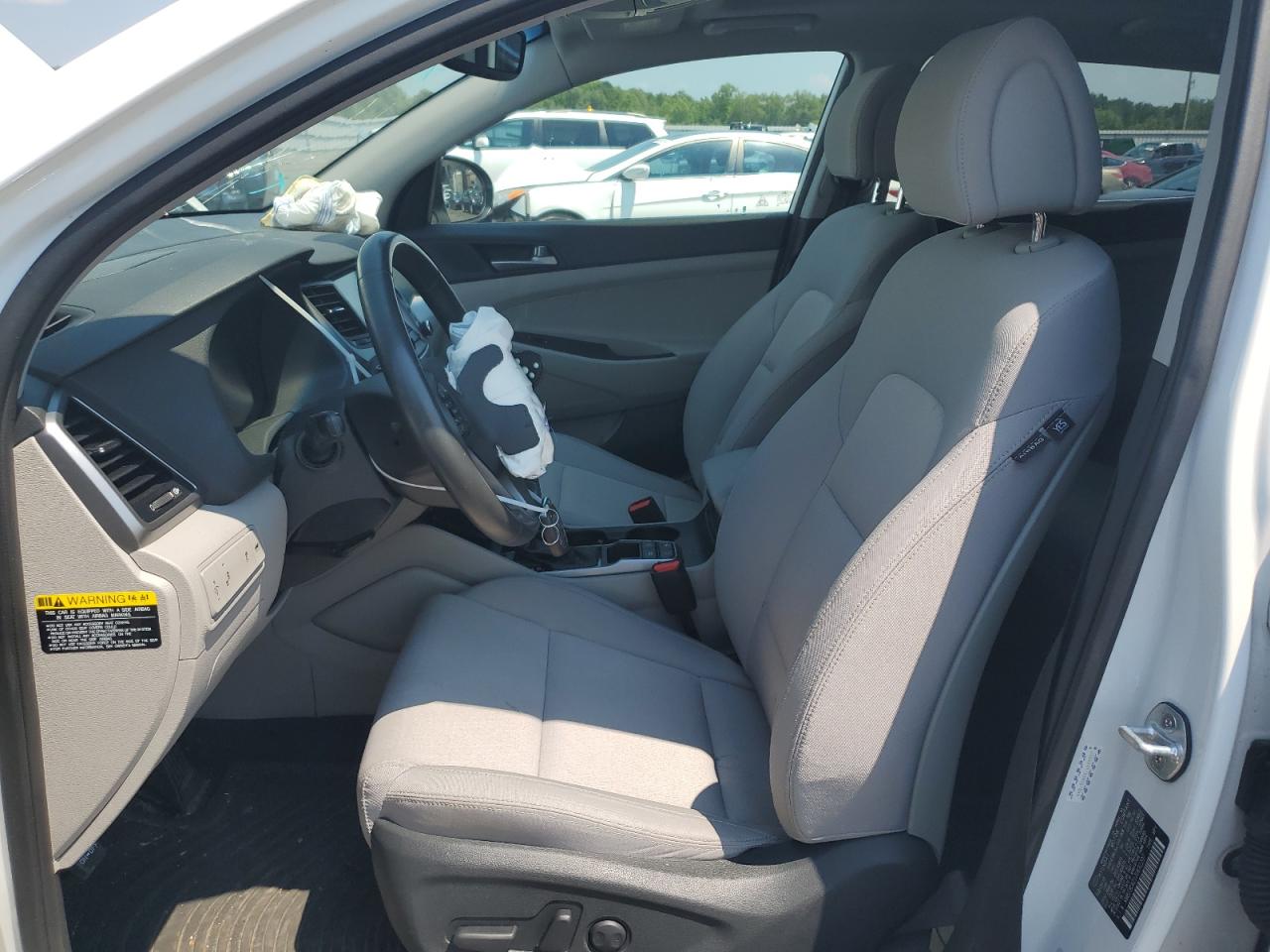 KM8J3CA21JU692207 2018 Hyundai Tucson Value