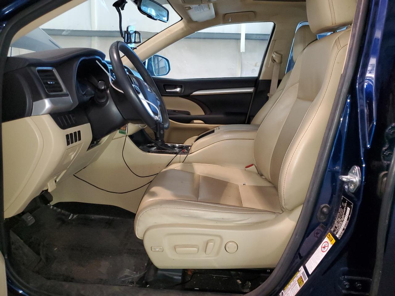 5TDJKRFH1FS213397 2015 Toyota Highlander Xle