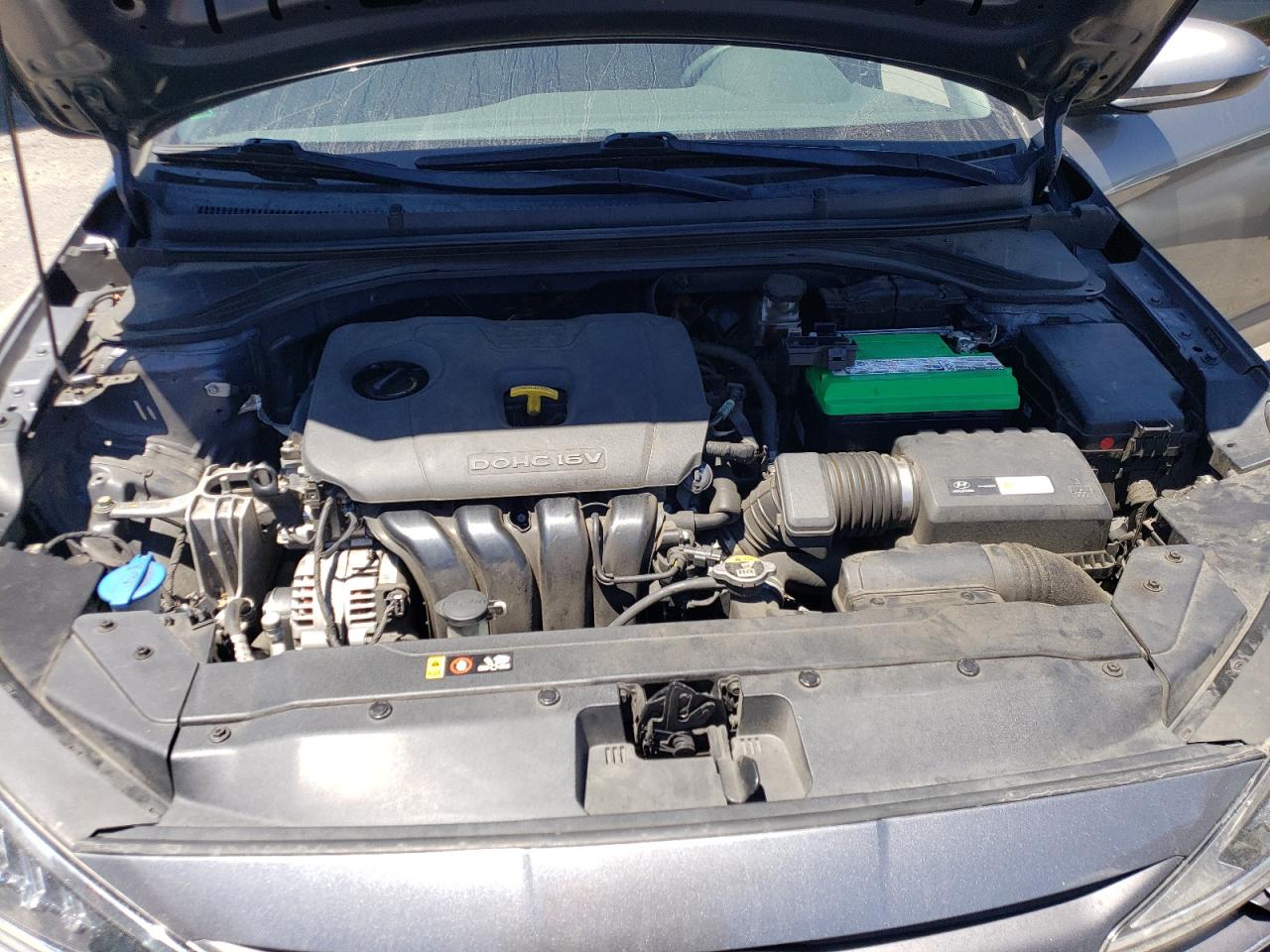 5NPD74LF1KH417198 2019 Hyundai Elantra Se