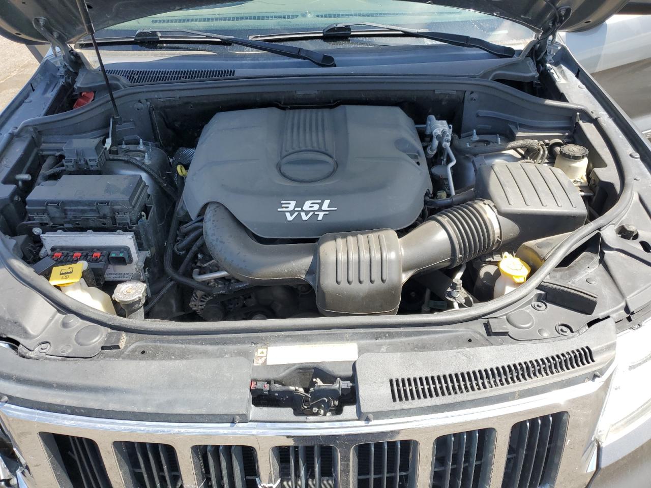 1C4RJFAG2DC555670 2013 Jeep Grand Cherokee Laredo