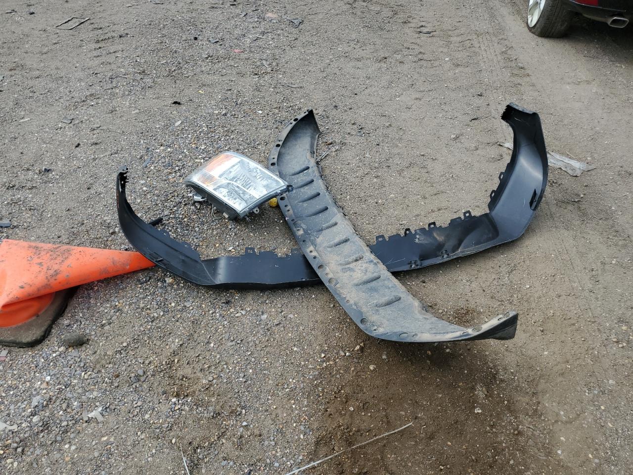 3C6JR6AGXKG504098 2019 Ram 1500 Classic Tradesman