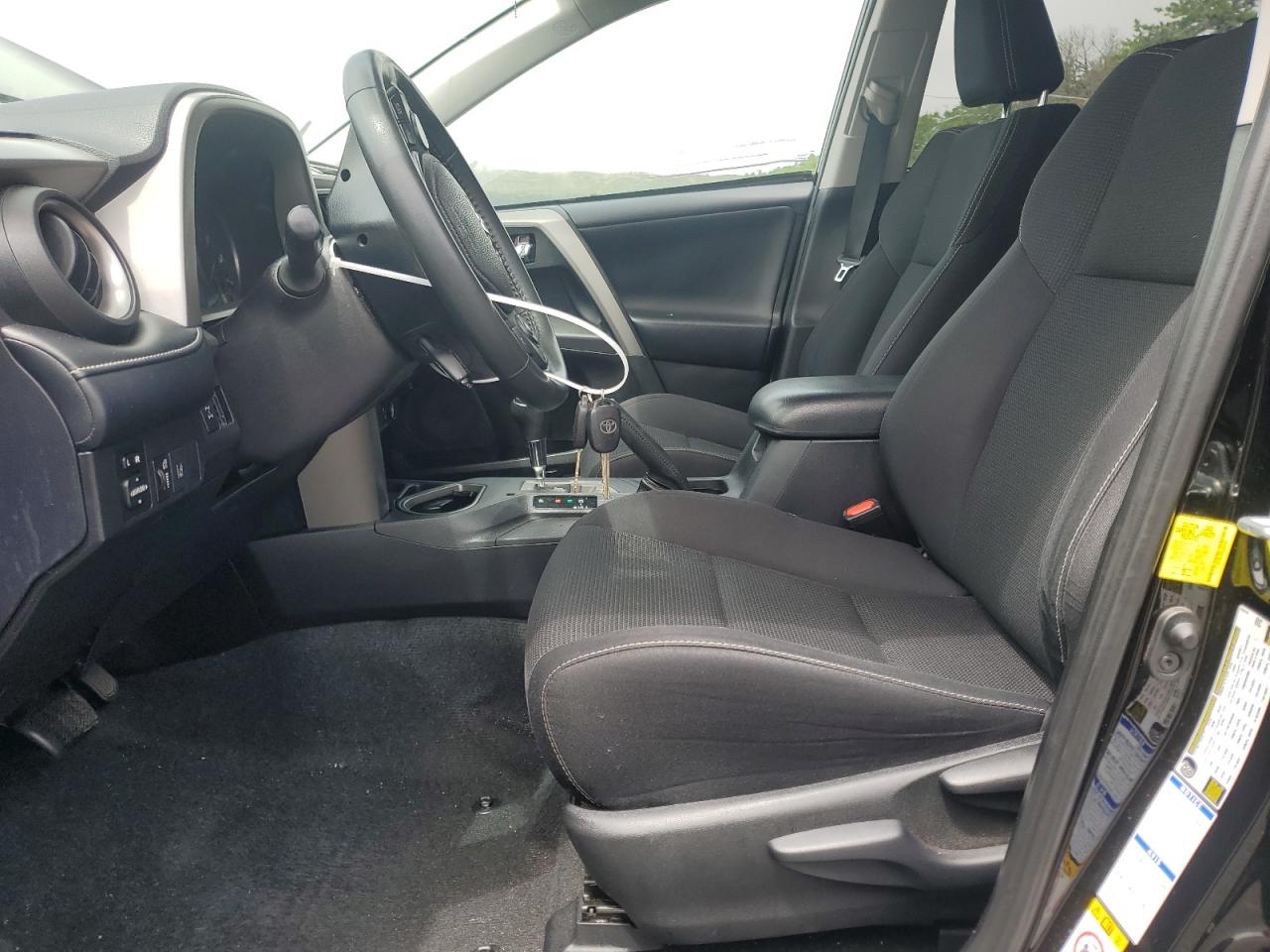 2T3RFREV9HW649169 2017 Toyota Rav4 Xle