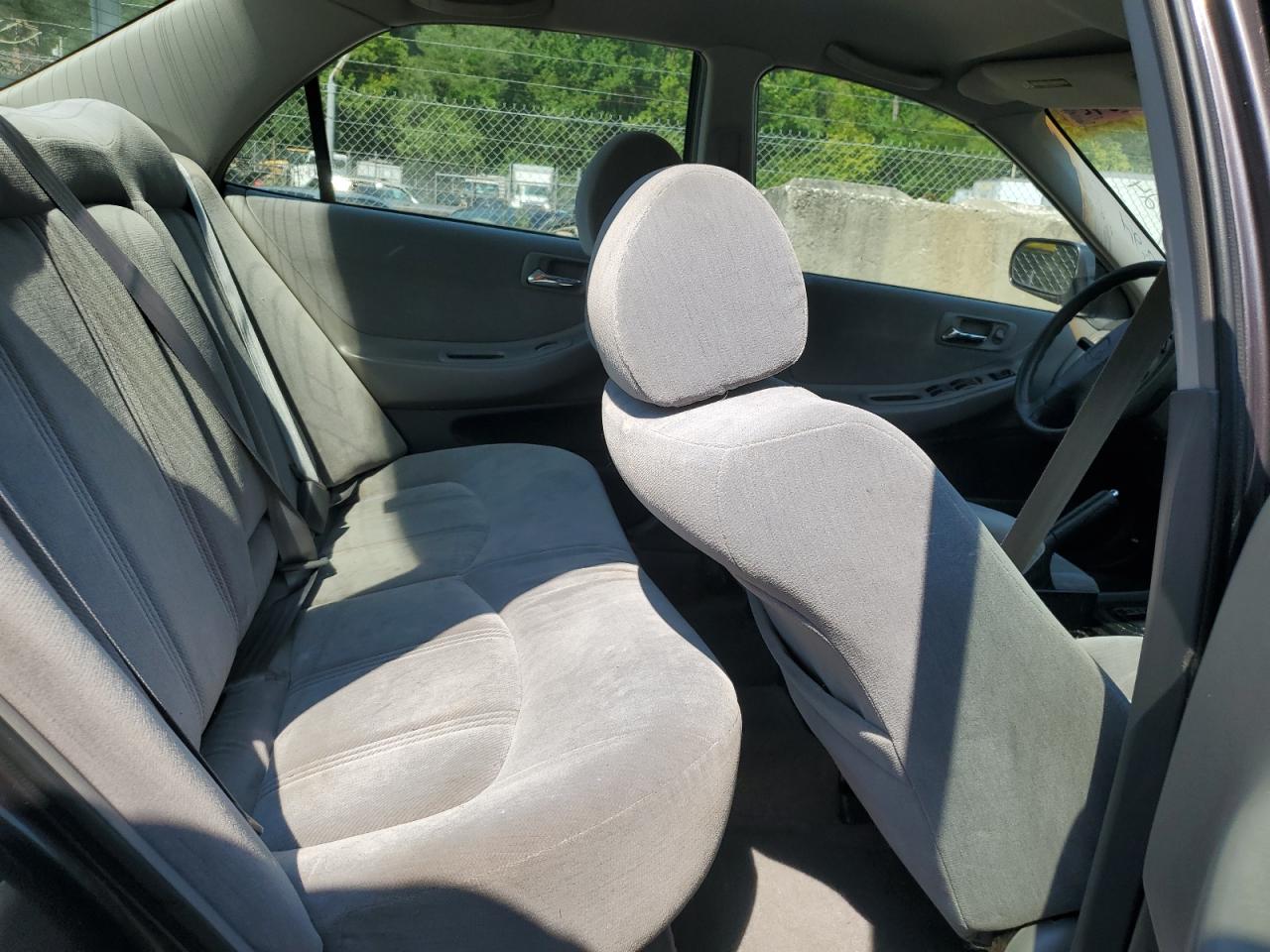 1HGCG6658XA016516 1999 Honda Accord Lx