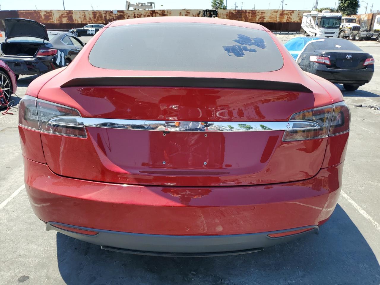 5YJSA1S28FF090101 2015 Tesla Model S 70D