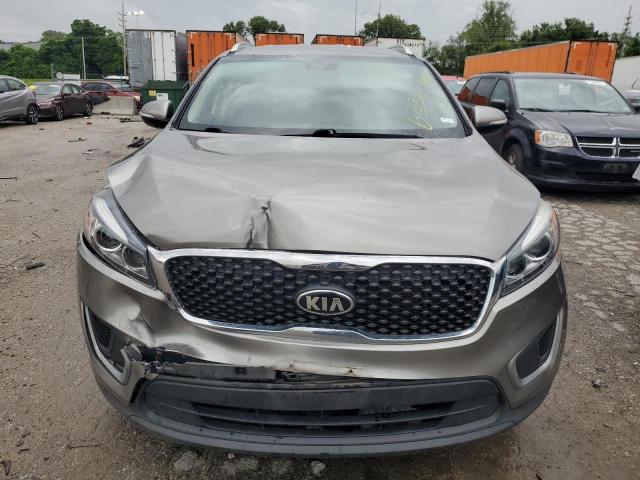 VIN 5XYPG4A39GG153376 2016 KIA Sorento, LX no.5