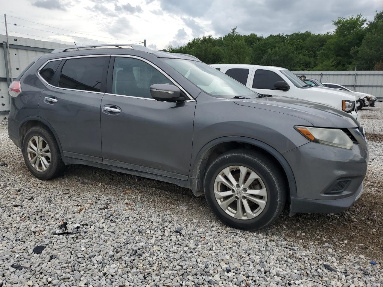 2015 Nissan Rogue S vin: 5N1AT2MT0FC785635